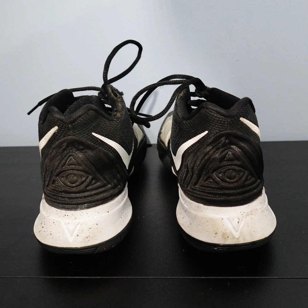 Nike Shoes Mens 9 Kyrie 5 Basketball Shoes‎ Black White Athletic Sneakers